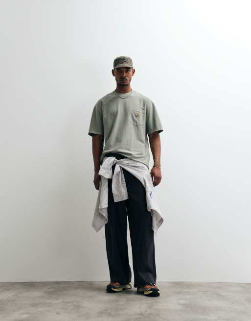 Carhartt WIP - T-shirt verde sfumato con tasca morbida, 3 di 5