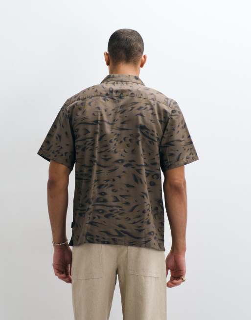 Carhartt WIP Travon shirt in animal print, 3 of 5