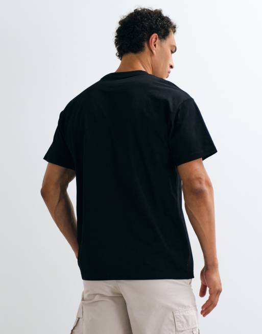 Carhartt WIP trøje med frontgrafik og WIP-logo i sort, 5 af 5