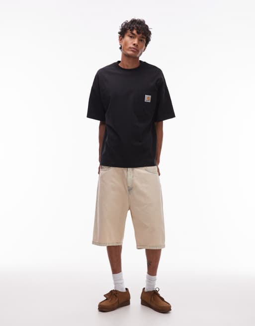 Carhartt WIP work pocket boxy fit t-shirt in black, 2 of 5