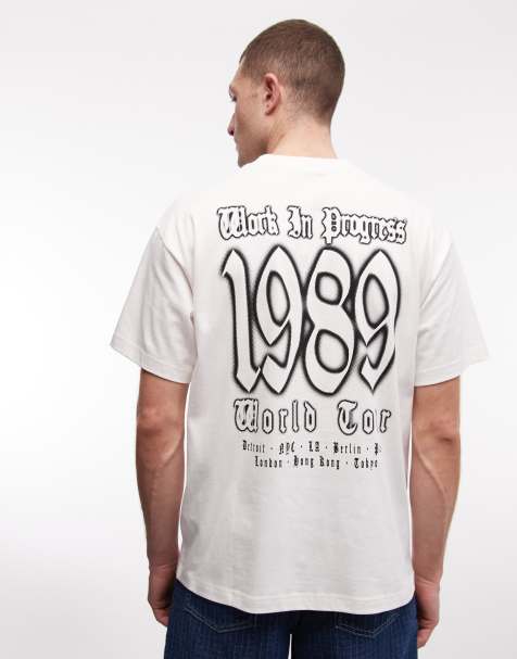 Carhartt WIP – World Tour – Vit t-shirt med tryck baktill - view 1