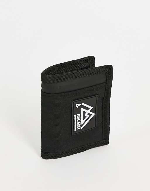Cartera negra estilo skater con insignia de ASOS DESIGN