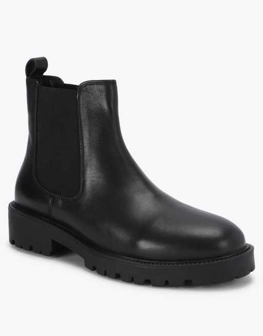 Carvela Amara chelsea low ankle boots in black, 2 of 4