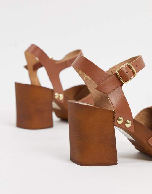 Carvela bolder leather platform sandals in tan