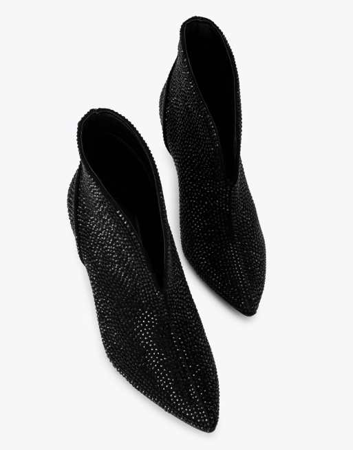 Carvela Comfort Flute shoe boot wide fit low ankle boots in black combination, 2 of 4
