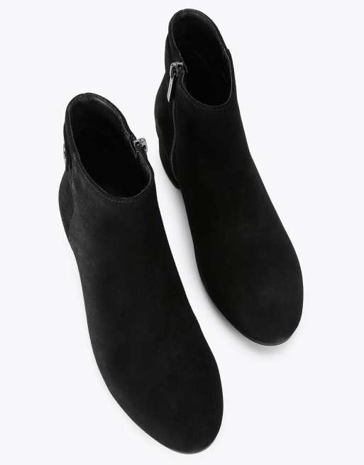 Carvela Gaia ankle2 wide fit low ankle boots in black, 2 of 4