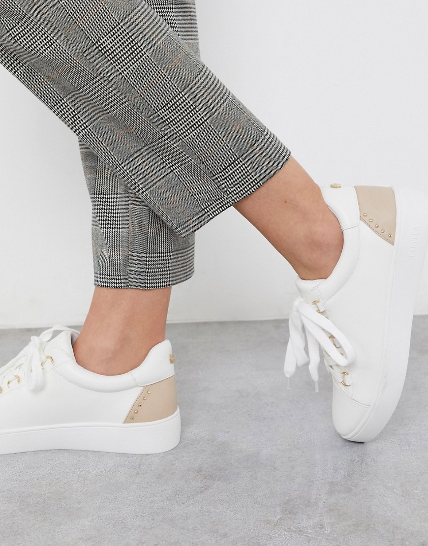 Carvela jacked lace up flatform trainers in white pink-Beige