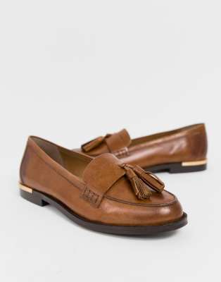 carvela tan loafers