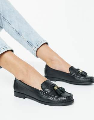 Carvela medium leather tassel loafer in 