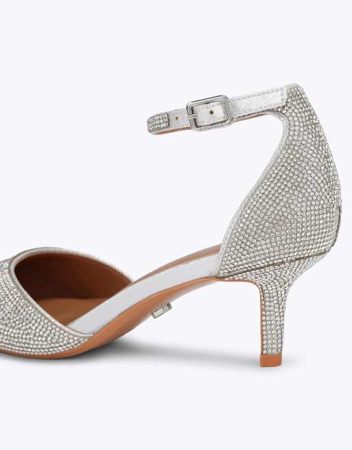 Carvela Shinier court heeled sandals in silver, 3 of 4