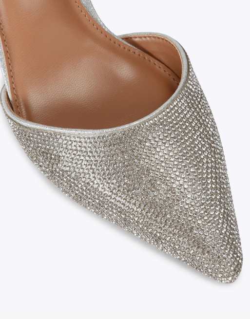 Carvela Shinier court heeled sandals in silver, 4 of 4