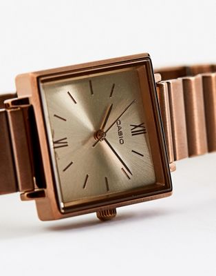 casio analogue vintage watch