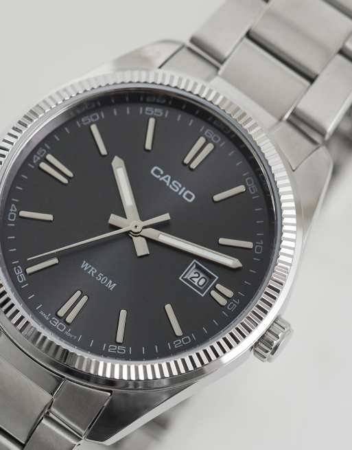 Casio MTP-1302PD-1A1VEF black dial classic analogue watch in silver, 3 of 4
