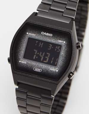 Casio vintage digital bracelet watch in black