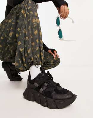 Cat Footwear CAT Imposter chunky trainers in black