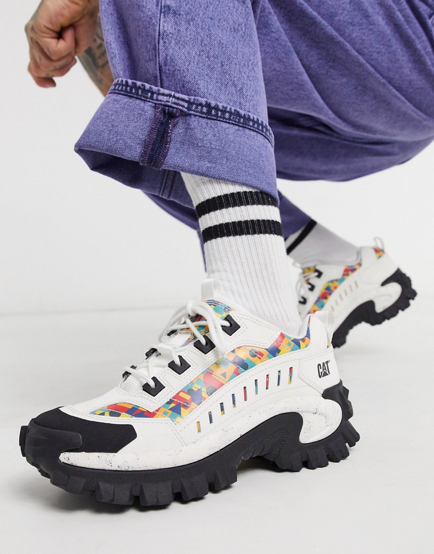 Caterpillar - Intruder - Sneakers con suola spessa bianche con stampa-Bianco