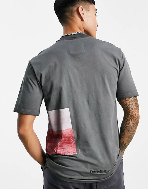 T-Shirts & Vests Caterpillar workwear desert side print t-shirt in grey 