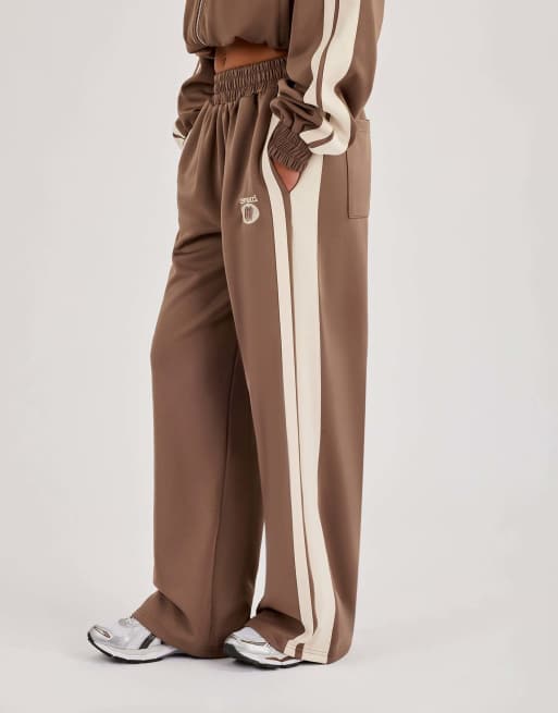 Cernucci Baggy taping jogger in brown, 2 of 5