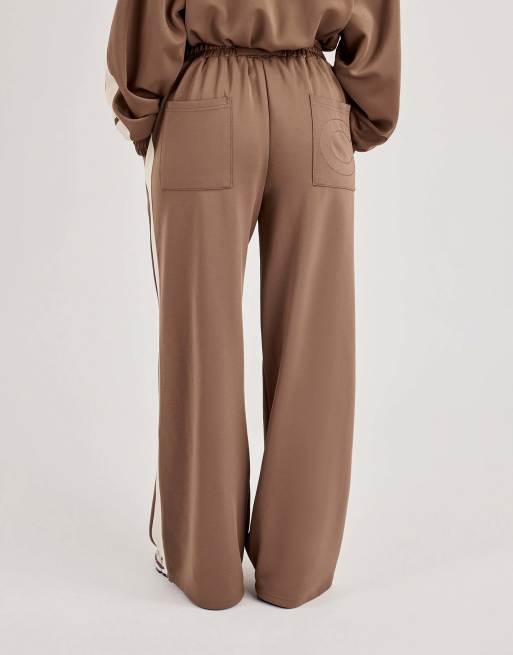 Cernucci Baggy taping jogger in brown, 3 of 5