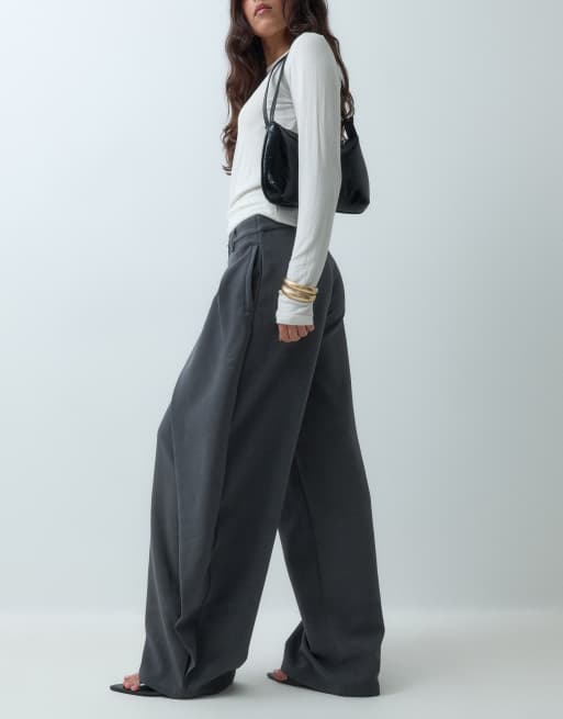 Cernucci barrel leg double pleat pants co-ord in grey, 2 of 5