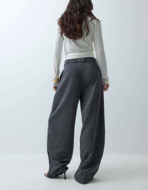 Cernucci barrel leg double pleat trousers co-ord in grey, 3 of 5