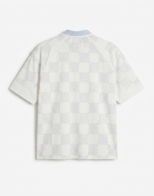 Cernucci - Camiseta azul claro a cuadros de estilo fútbol con logo y cuello de pico con solapas, 8 de 10