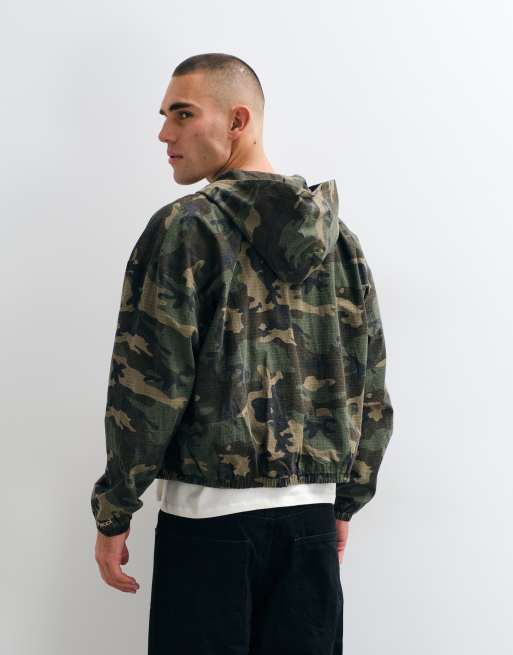 Cernucci camo ripstop zip through hooded jacket in green, 4 of 5