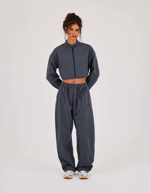 Cernucci Check funnel neck jacket in blue, 4 of 4