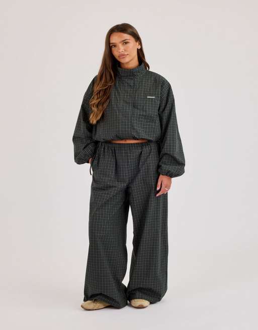 Cernucci Check twill funnel neck jacket in green, 4 of 4