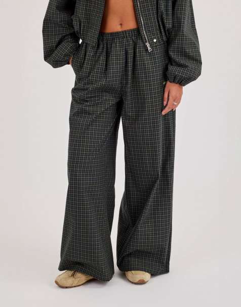 Cernucci Check wide leg trouser in green - view 1