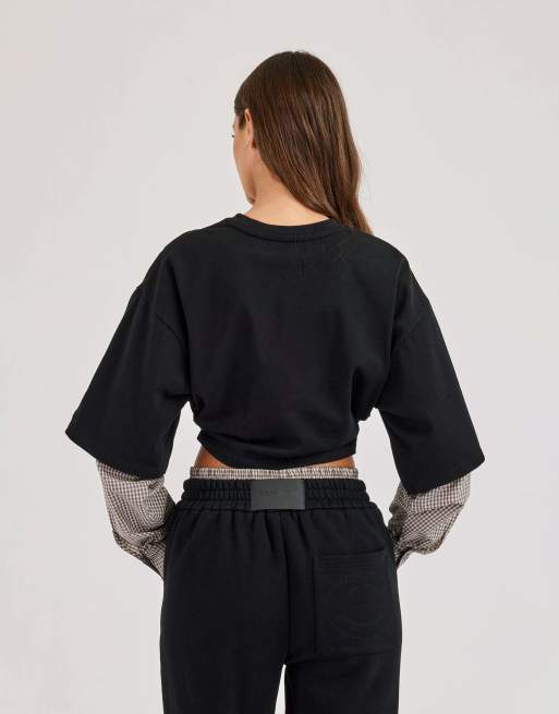Cernucci Cropped oversized t-shirt with layered shirt in black, 3 of 4