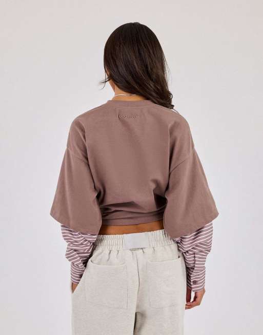 Cernucci Cropped oversized t-shirt with layered shirt in brown, 3 of 4
