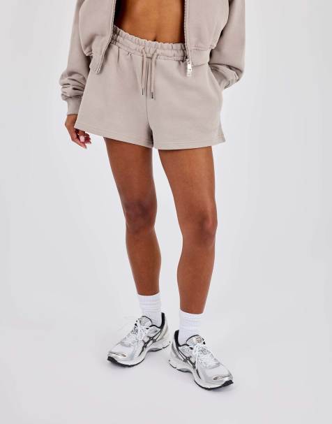Cernucci Embroidered short in beige - view 1