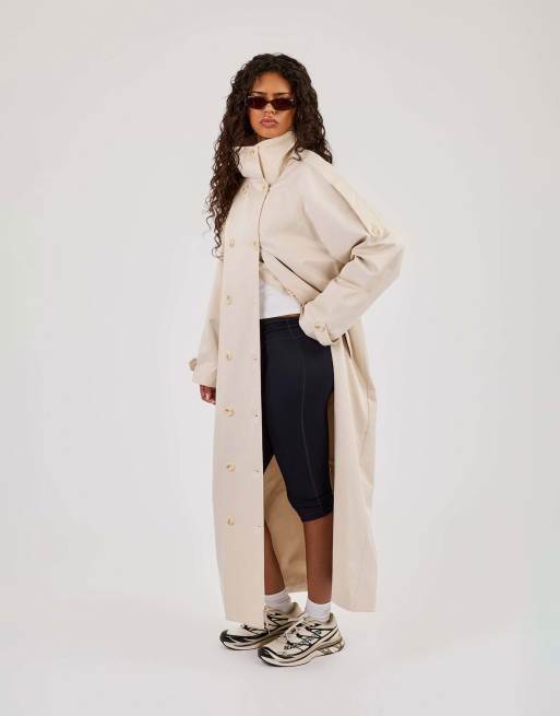 Cernucci Extended funnel neck trench coat in beige, 2 of 4