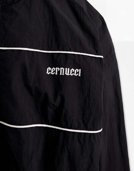 Cernucci - Giacca sportiva in nylon nera con collo a imbuto e stampa del logo sul retro, 8 di 9