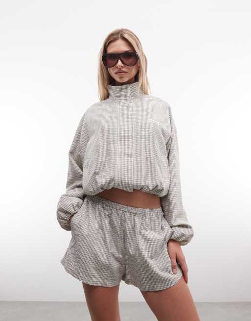 Cernucci – Set aus kariertem Twill in Ecru, bestehend aus Jacke mit Stehkragen und Shorts, 3 von 3