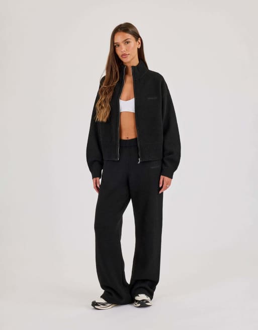 Cernucci Knitted embroidered logo wide leg jogger in black, 4 of 4