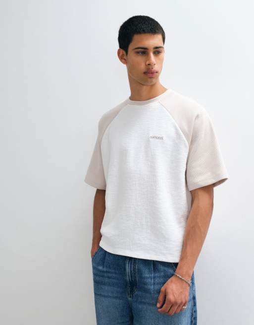 Cernucci logo raglan waffle t-shirt in beige, 3 of 5