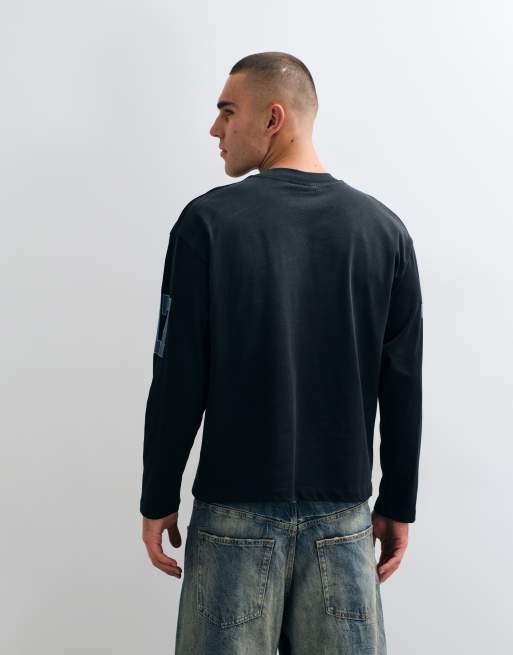 Cernucci long sleeve moto graphic t-shirt in black, 2 of 5