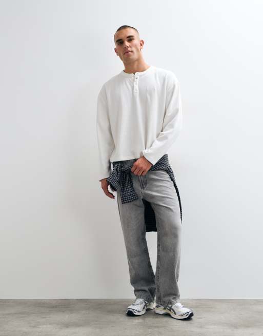 Cernucci long sleeve waffle henley t-shirt with embroidery detail, 4 of 5