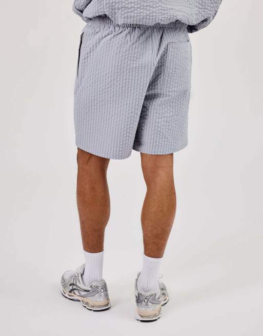 Cernucci Nylon check short in grey, 2 of 5