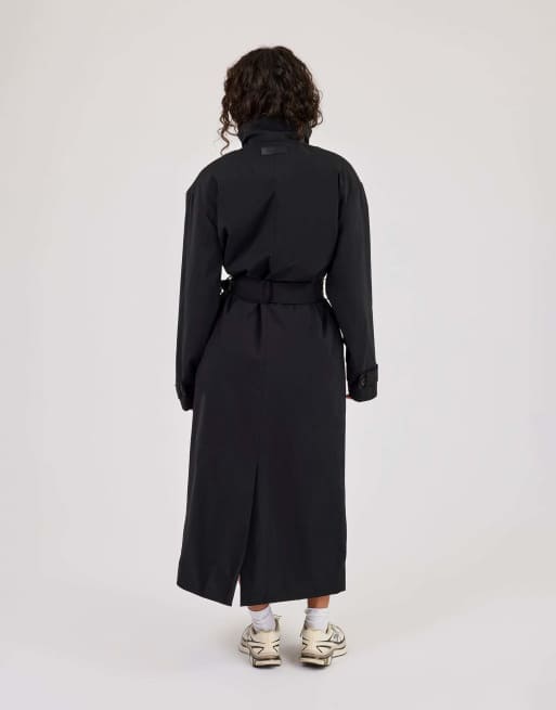 Cernucci Nylon trench coat in black, 3 of 4