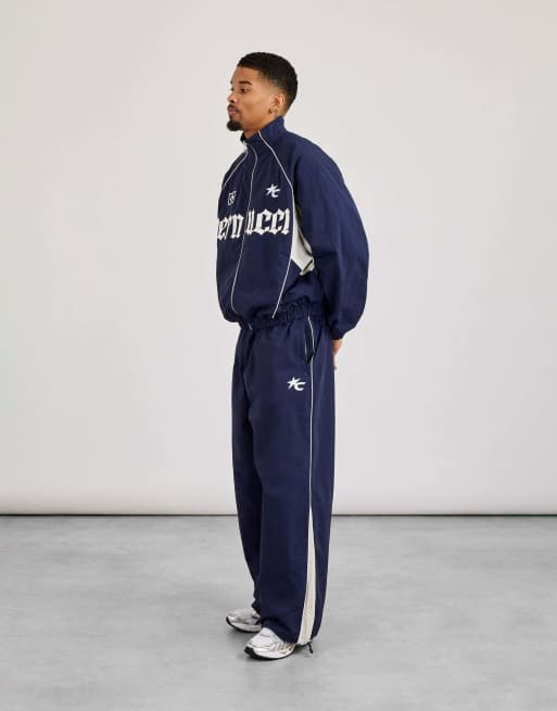 Cernucci Oversized nylon panelled jogger in blue, 3 of 4