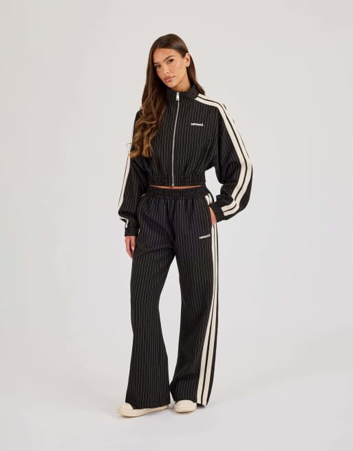 Cernucci Pinstripe taping cropped funnel neck jacket in black, 4 of 4