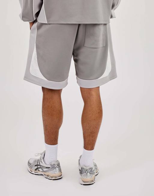 Cernucci Relaxed panelled short in grey, 3 of 4
