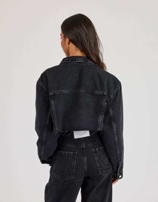 Cernucci Super cropped denim jacket in black, 3 of 3