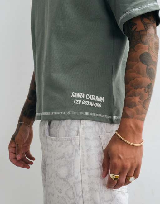 Cernucci t-shirt med biografgrafik på ryggen og boxy pasform, 4 af 5