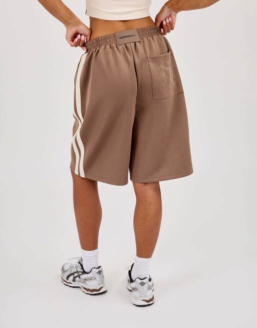 Cernucci taping jorts in brown, 4 of 4