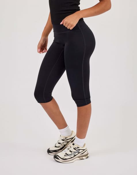 Cernucci Technical capri pant - black in black - view 1