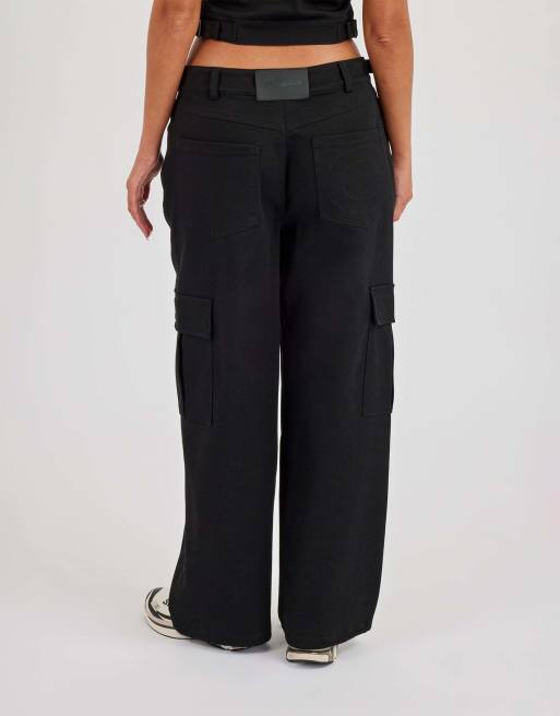 Cernucci Twill cargo trouser in black, 3 of 4